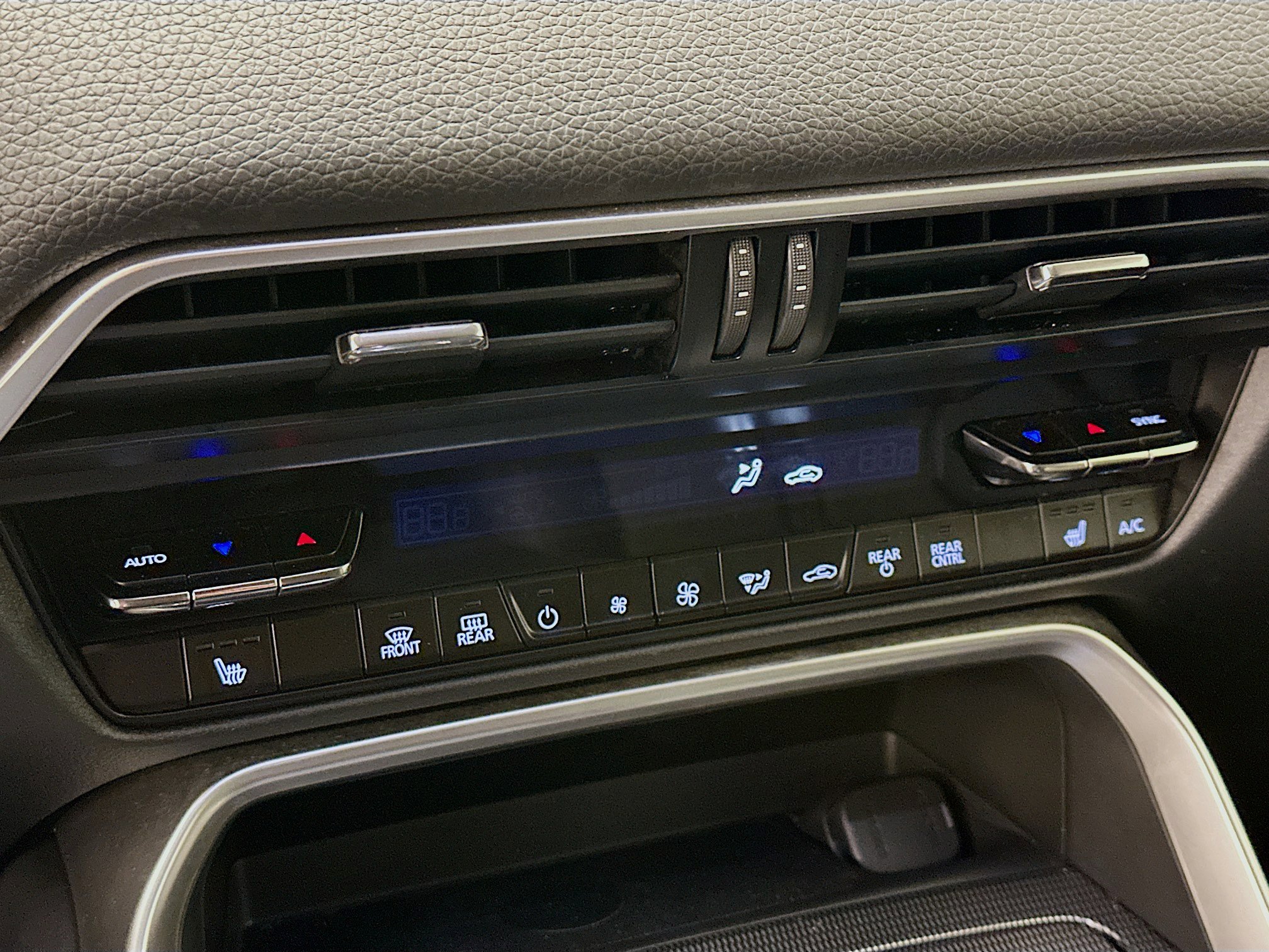 Used 2025 MAZDA CX-90 3.3 Turbo w/ Premium Sport Pkg image 24