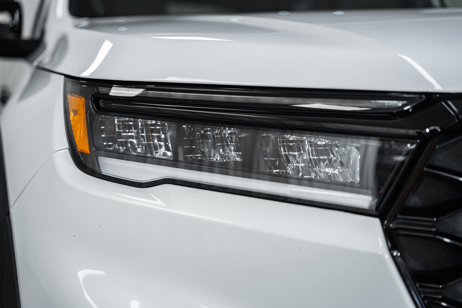 Used 2025 Honda Pilot TrailSport image 19
