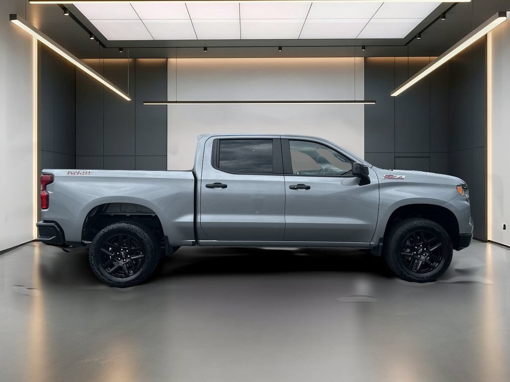Used 2025 Chevrolet Silverado 1500 LT Trail Boss AWD/4WD image 7