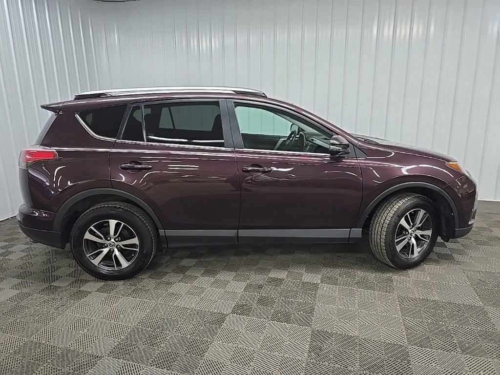 Used 2018 Toyota RAV4 XLE w/ Plus Extra Value Package AWD/4WD image 2