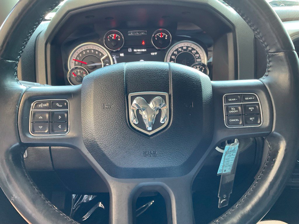 Used 2019 RAM 1500 Classic SLT w/ Luxury Group AWD/4WD image 11