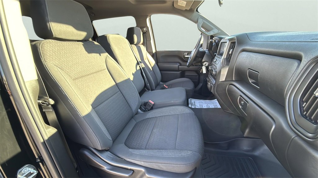 Used 2023 Chevrolet Silverado 2500 Custom w/ Custom Convenience Package image 28