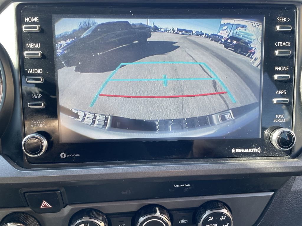 Used 2020 Toyota Tacoma TRD Off-Road AWD/4WD image 19