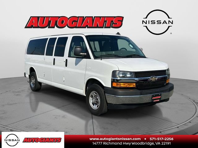 Used 2020 Chevrolet Express 3500 LT w/ LT Preferred Equipment Group RWD image 1