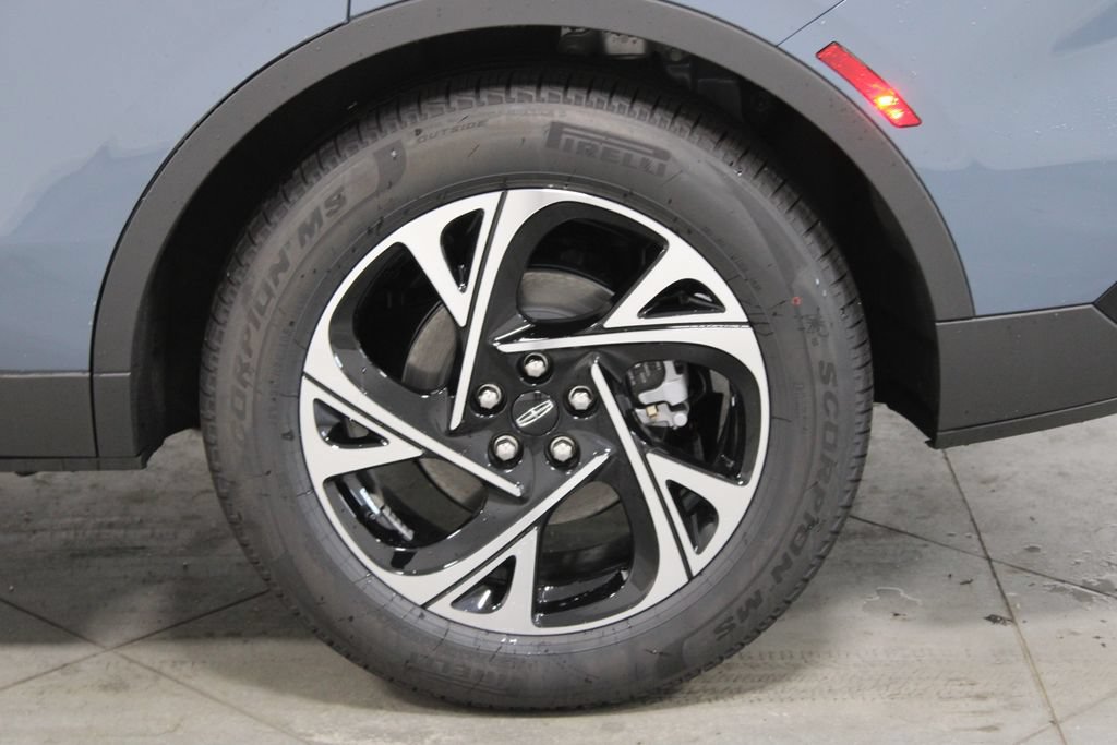 New 2026 Lincoln Nautilus Premier AWD/4WD image 16