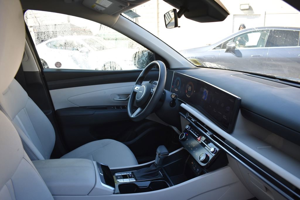 Used 2025 Hyundai Tucson SEL AWD/4WD image 20