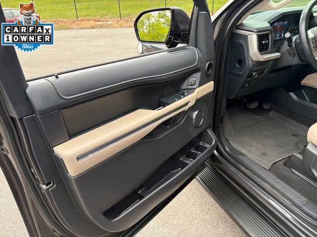 Used 2024 Ford Expedition XLT AWD/4WD image 13