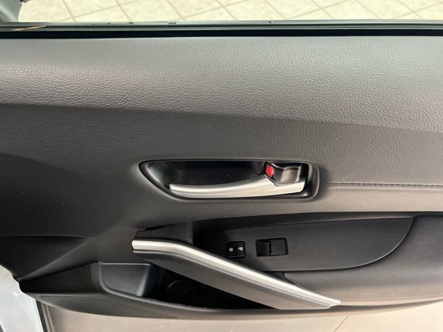 Used 2023 Toyota Corolla Cross XLE w/ Convenience Package FWD image 15