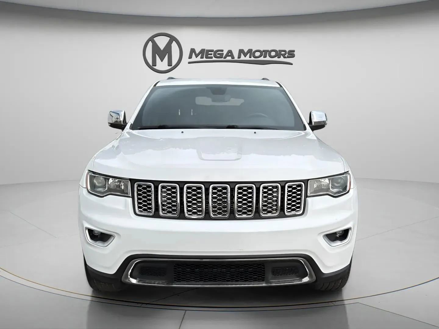 Used 2018 Jeep Grand Cherokee Limited image 8