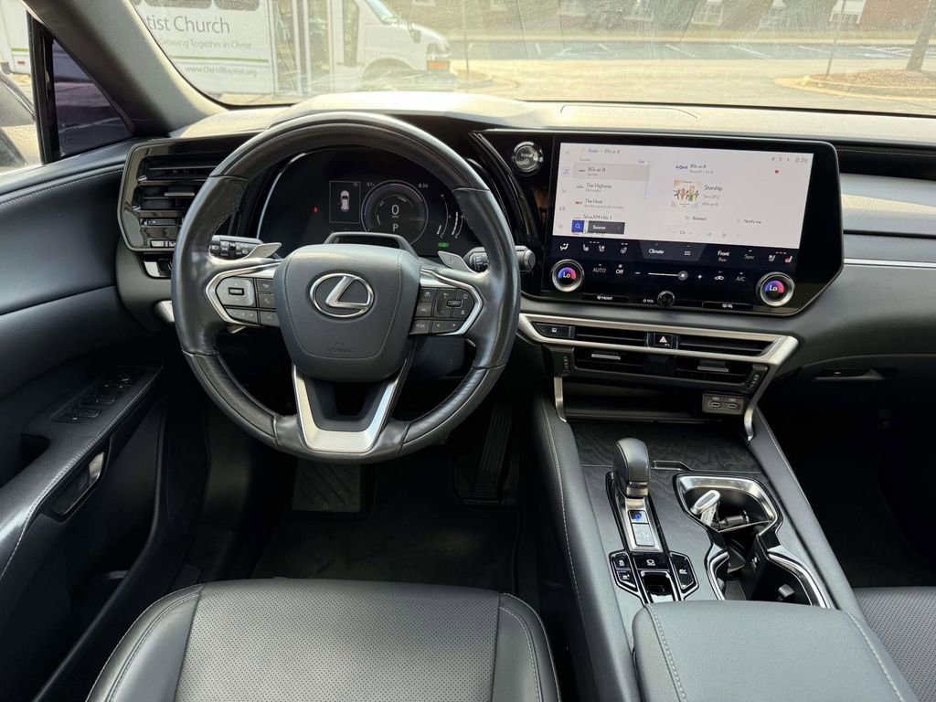 Used 2024 Lexus RX 350h w/ Convenience Package image 8