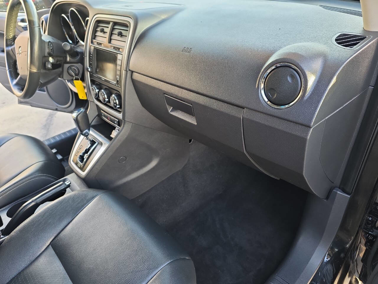 Used 2010 Dodge Caliber Rush w/ Leather Interior Group image 16