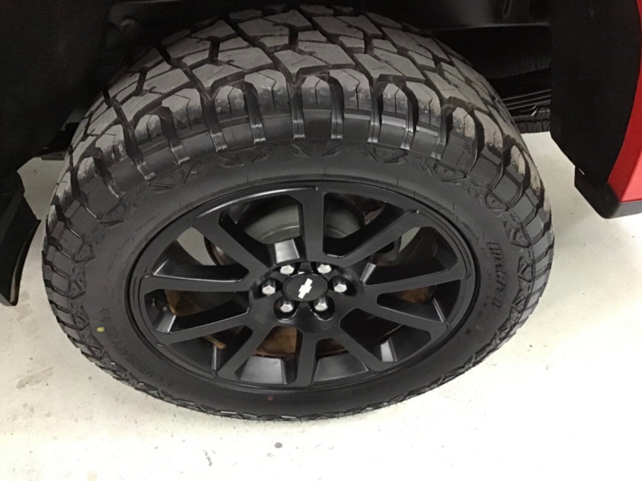 Used 2019 Chevrolet Colorado LT w/ Colorado RST Special Edition image 9