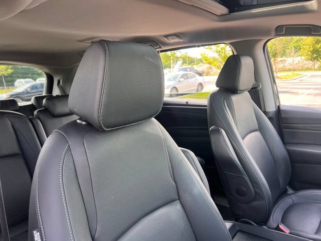 Used 2023 Honda Odyssey EX-L image 34