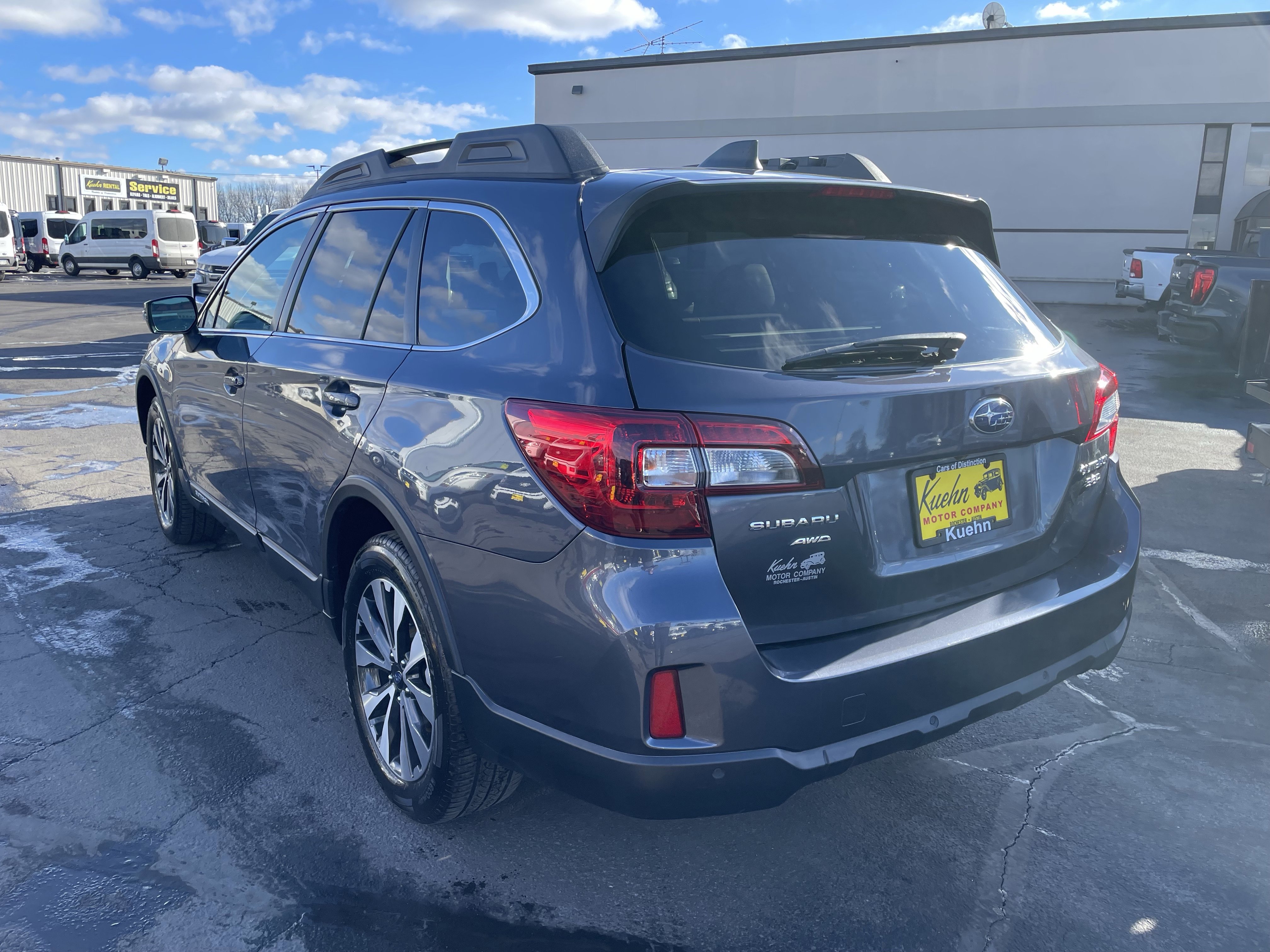 Used 2017 Subaru Outback 3.6R Limited image 6