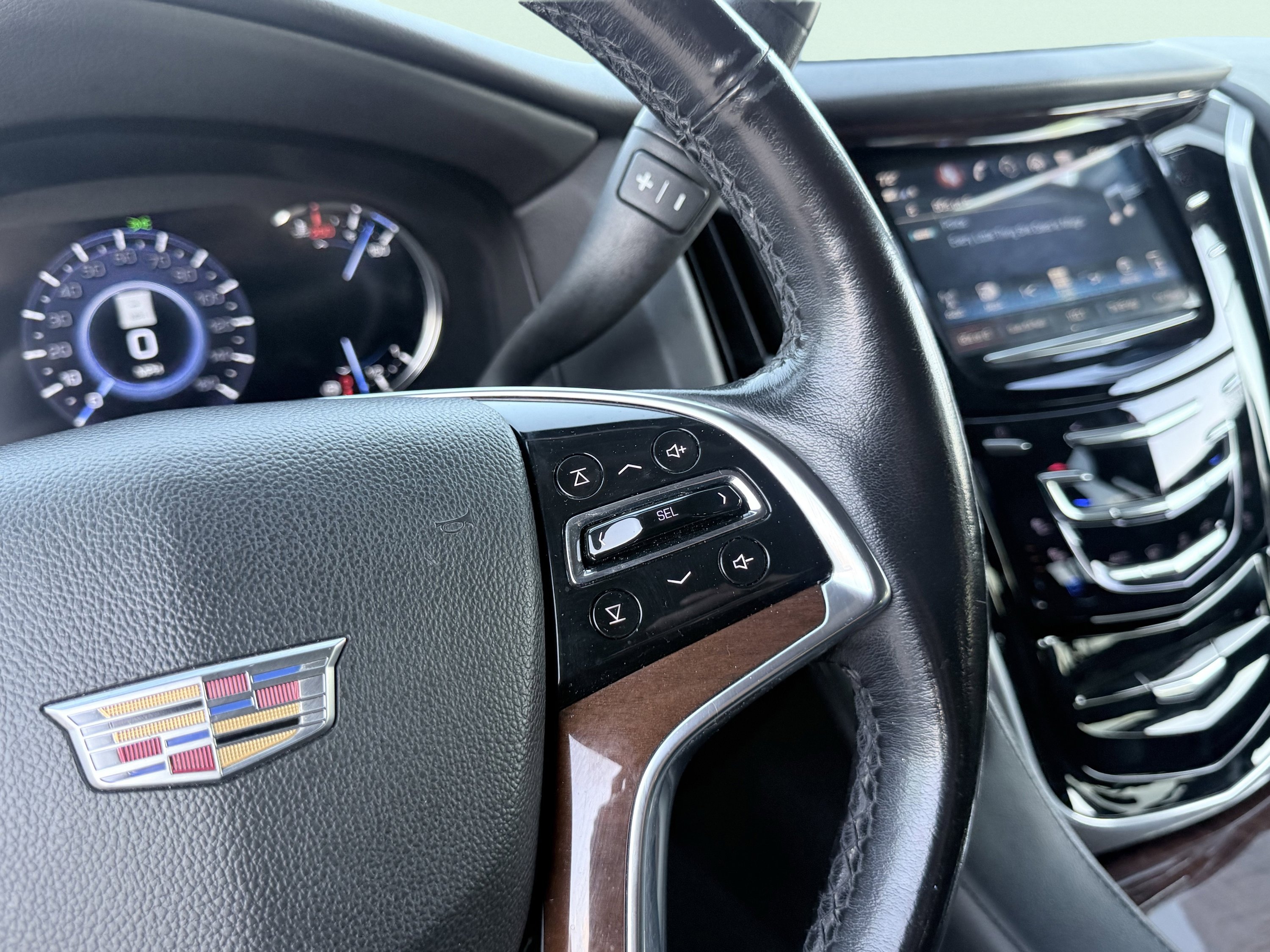 Used 2020 Cadillac Escalade ESV 2WD image 54