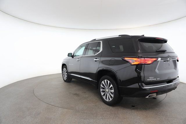 Used 2023 Chevrolet Traverse Premier image 11