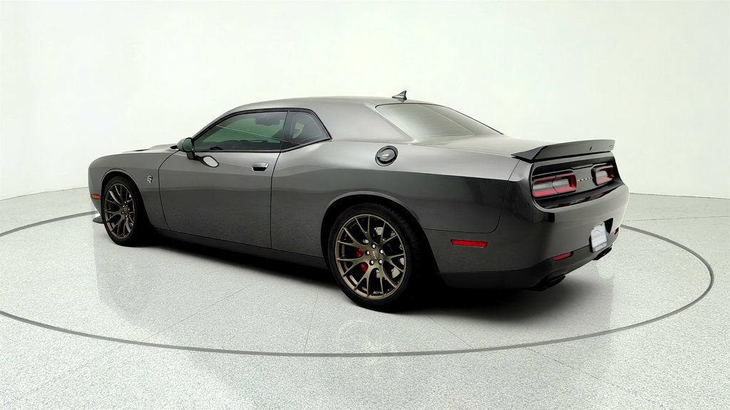 Used 2016 Dodge Challenger SRT Hellcat RWD image 7
