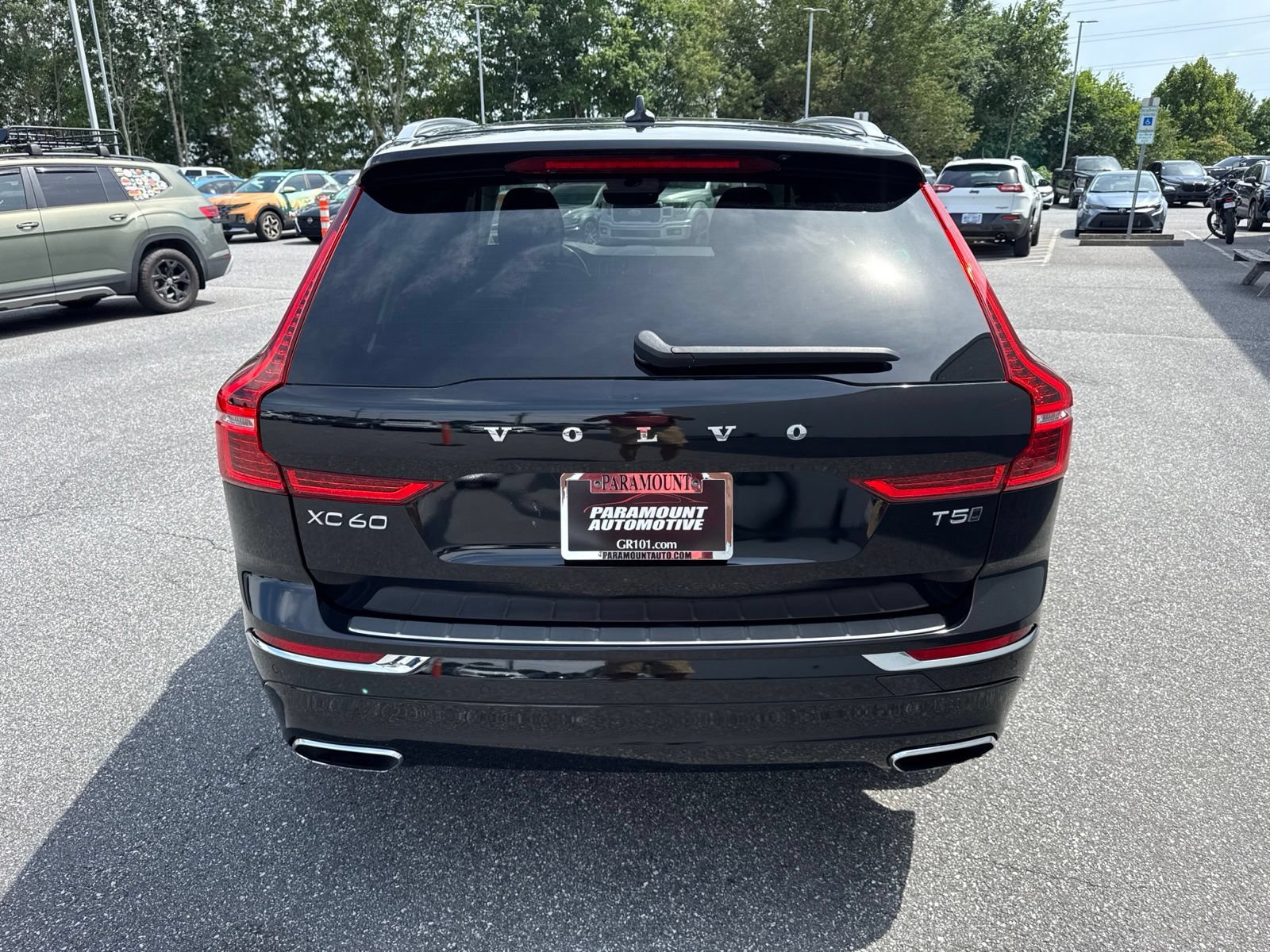 Used 2021 Volvo XC60 T5 Inscription w/ Climate Package AWD/4WD image 6