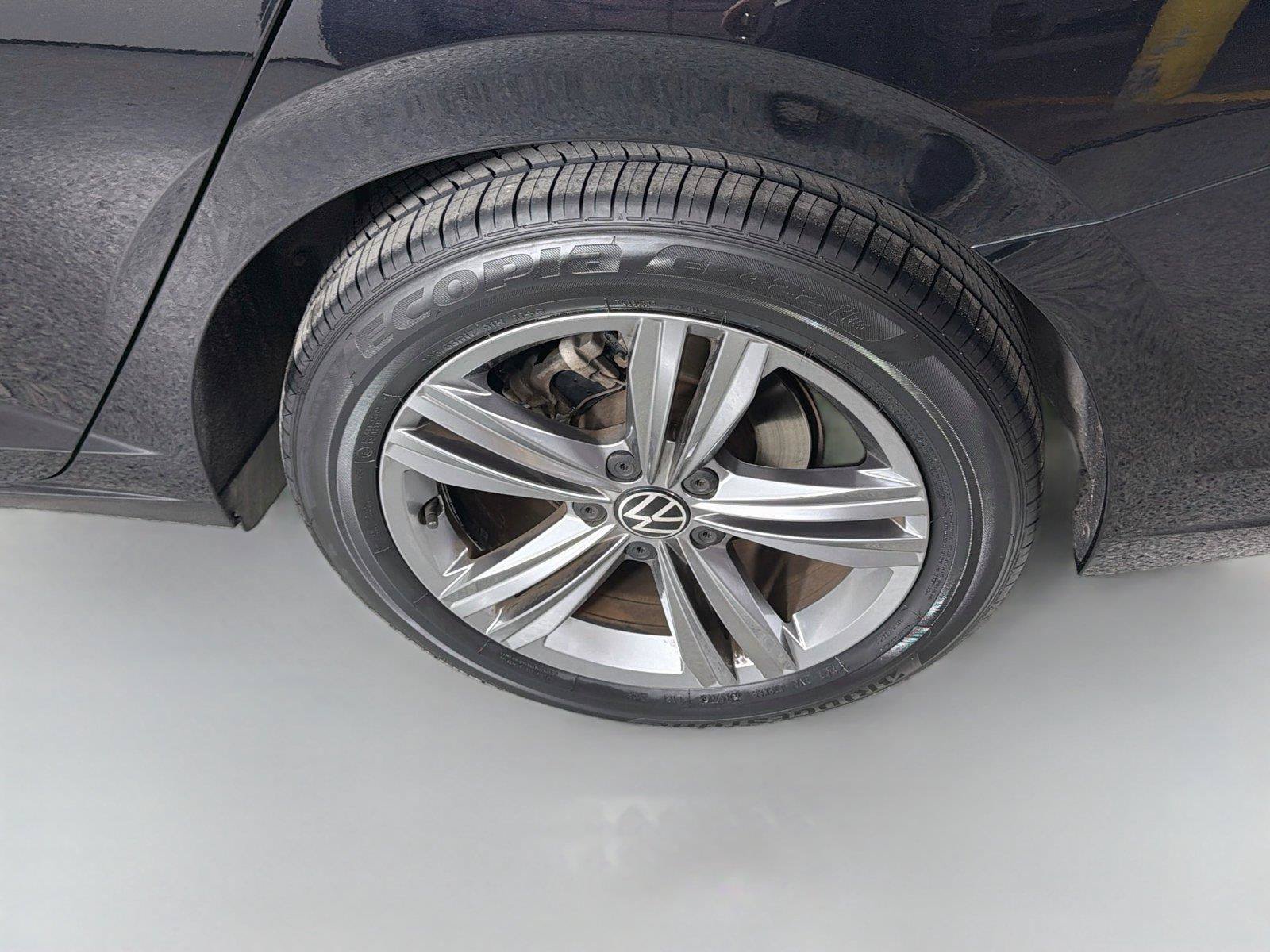 Used 2022 Volkswagen Jetta SE FWD image 29