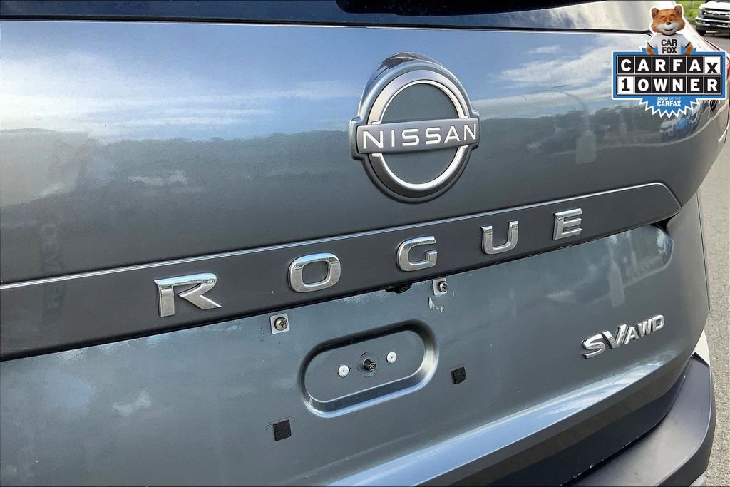 Used 2023 Nissan Rogue SV image 8