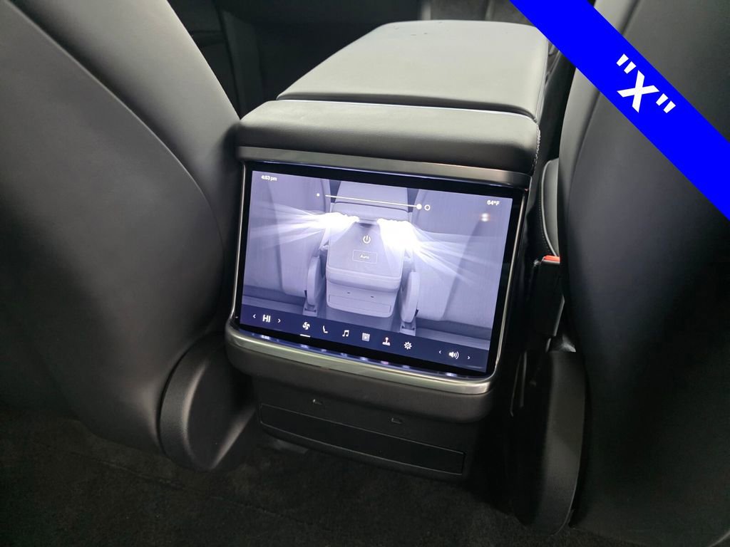 Used 2024 Tesla Model X image 25