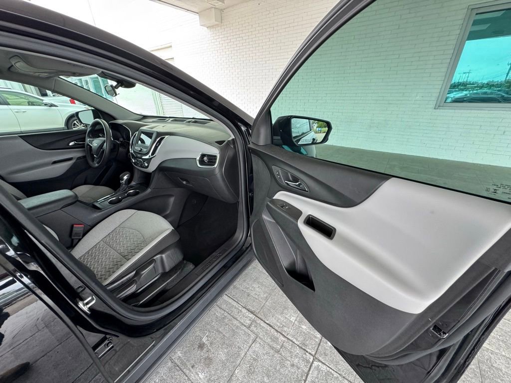 Used 2024 Chevrolet Equinox LS image 15