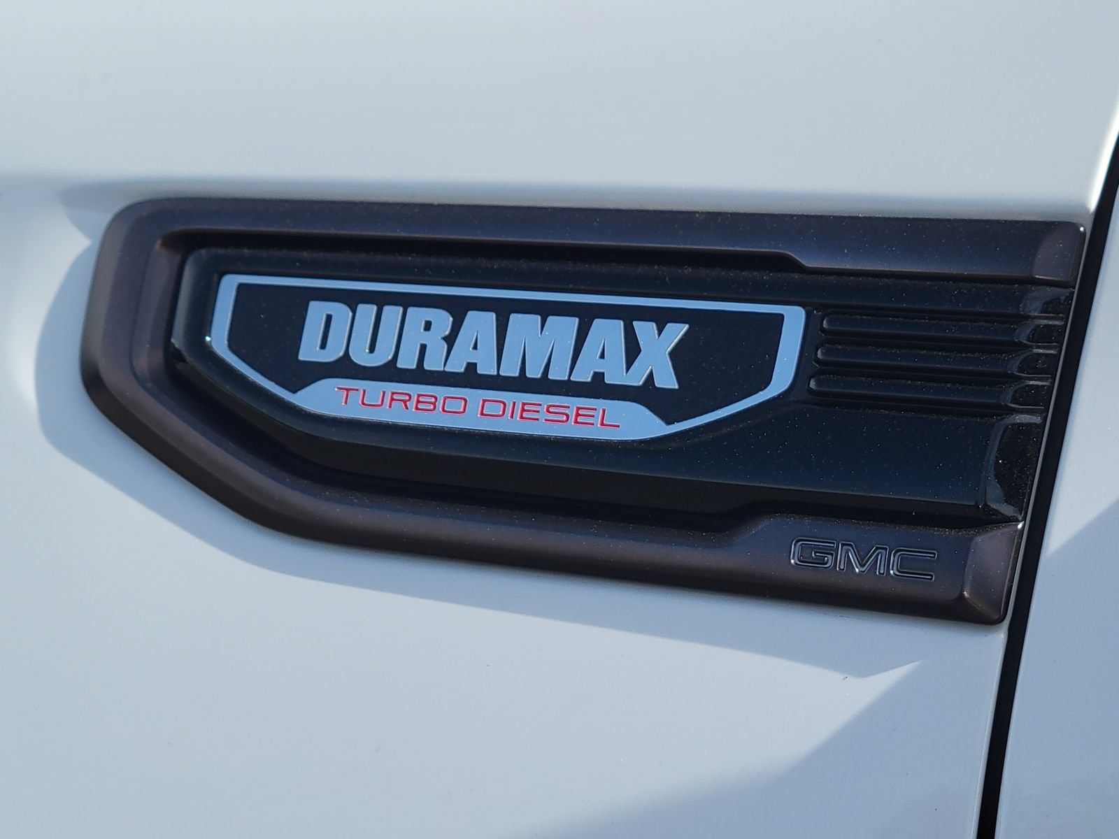 Used 2024 GMC Sierra 1500 AT4X AWD/4WD image 15