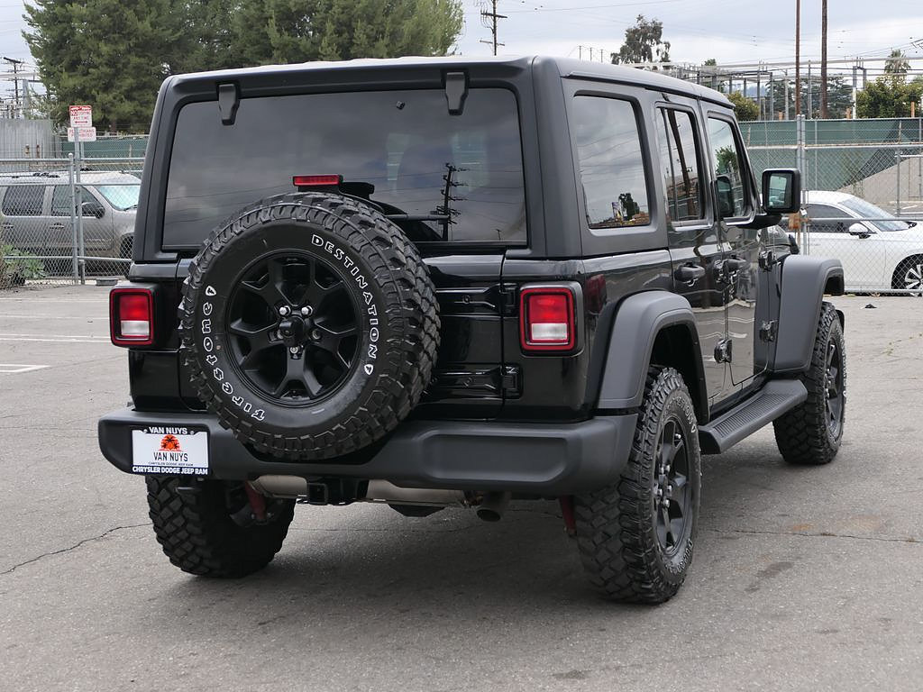 Used 2021 Jeep Wrangler Unlimited Sport AWD/4WD image 3