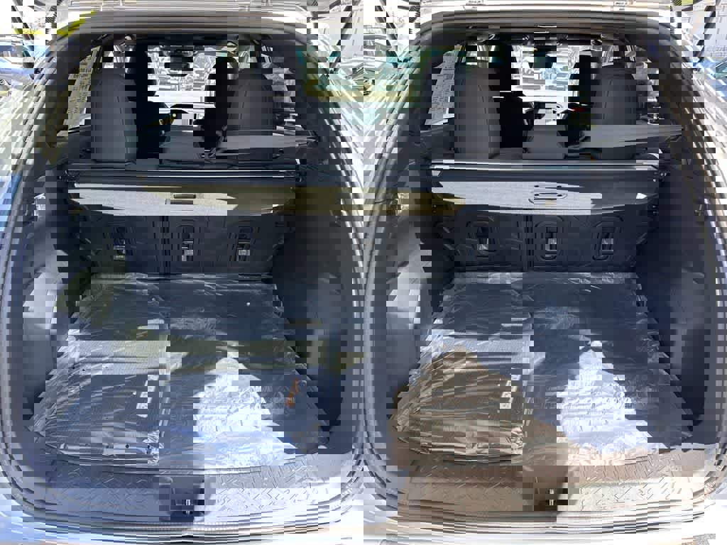 Certified 2025 Subaru Crosstrek 2.5i Sport w/ Crosstrek Mirror Package image 20