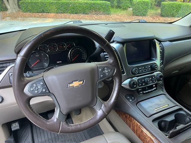 Used 2018 Chevrolet Suburban Premier AWD/4WD image 6