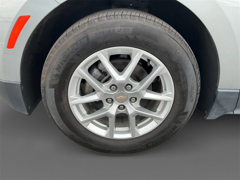 Used 2023 Chevrolet Equinox LT image 14