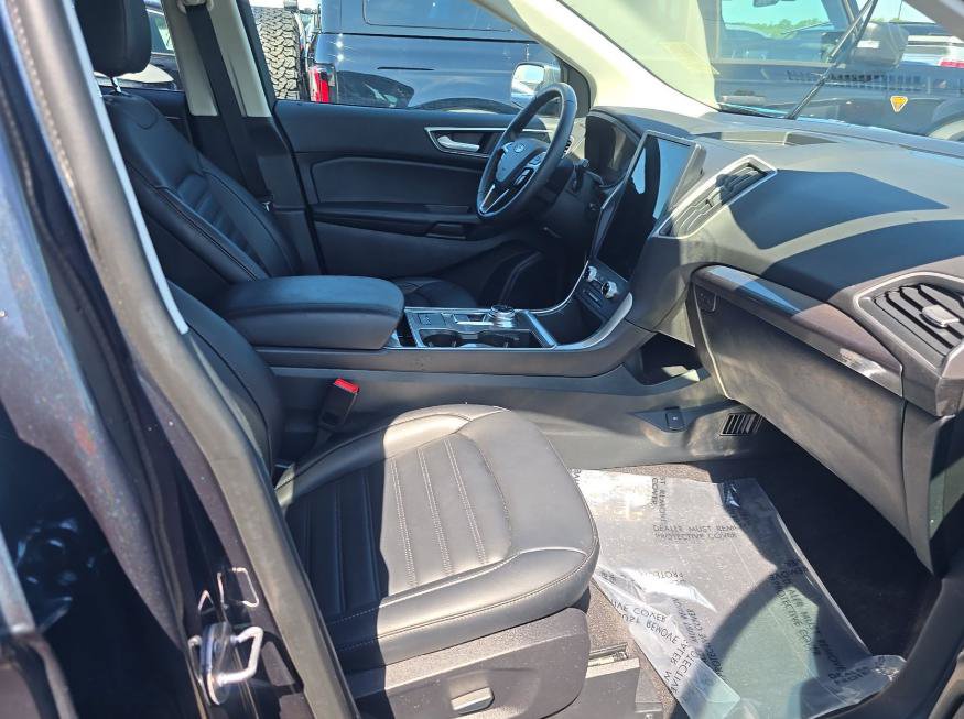 Used 2024 Ford Edge SEL w/ Convenience Package AWD/4WD image 11
