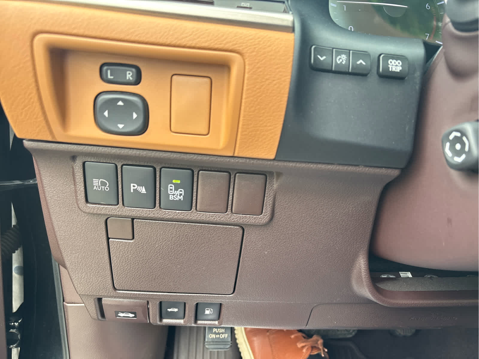 Used 2018 Lexus ES 350 w/ Navigation System Package FWD image 22