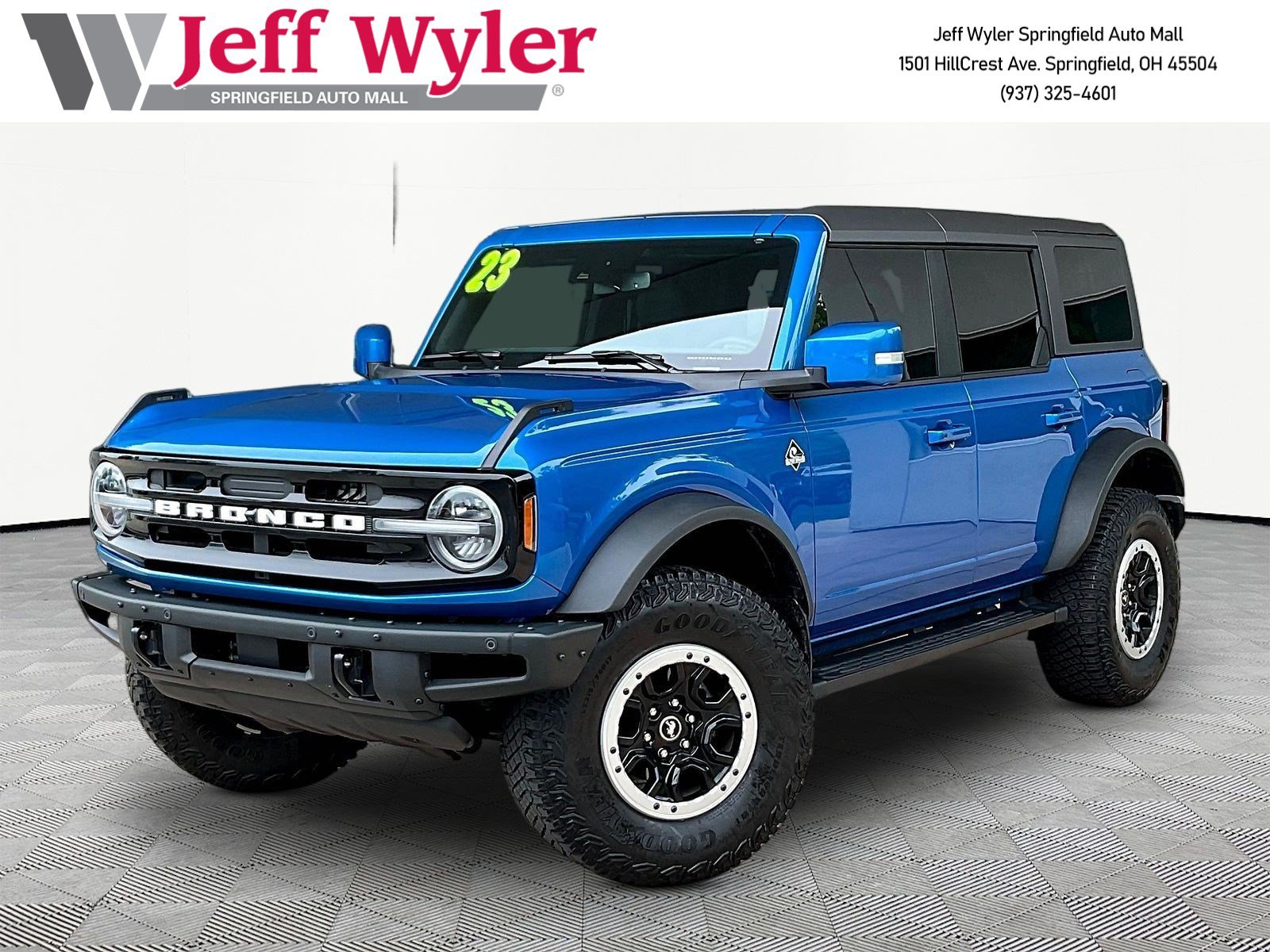 Used 2023 Ford Bronco Outer Banks w/ Sasquatch Package AWD/4WD image 1