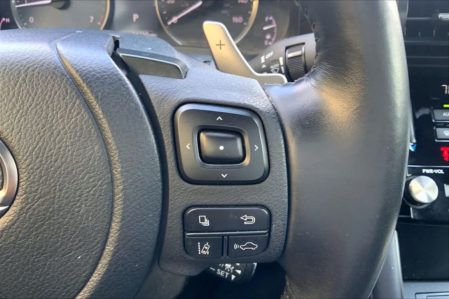 Used 2023 Lexus IS 300 AWD w/ Premium Package image 24