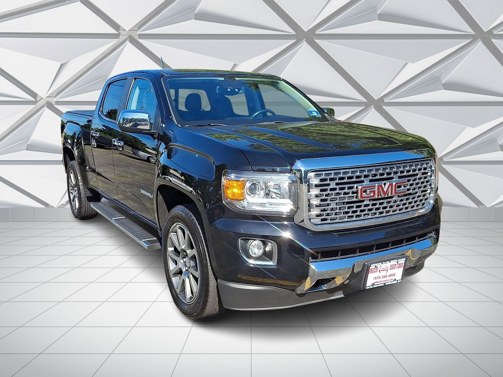 Used 2018 GMC Canyon Denali AWD/4WD image 2