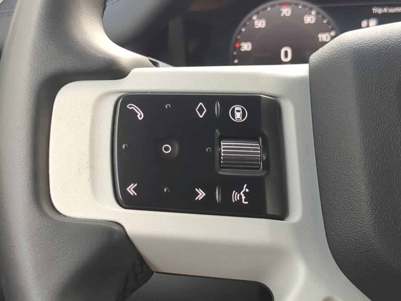 Used 2025 Land Rover Defender 110 S AWD/4WD image 25