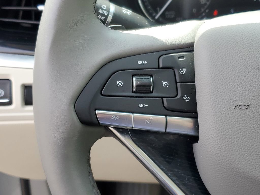 Used 2025 Cadillac XT6 Premium Luxury w/ LPO, Floor Liner Package AWD/4WD image 12