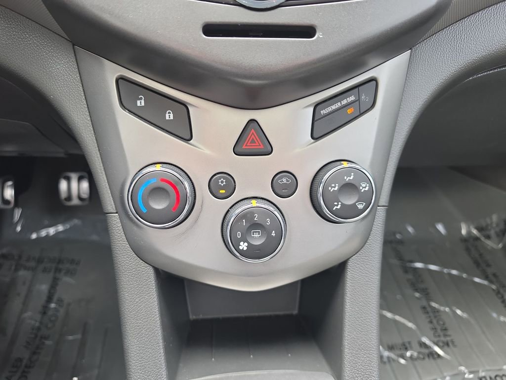Used 2015 Chevrolet Sonic LT w/ Fun and Sun Package image 15