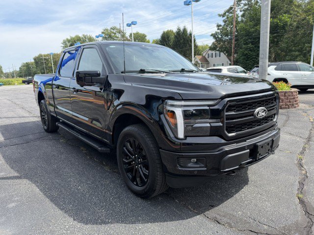 Used 2025 Ford F150 Lariat AWD/4WD image 4