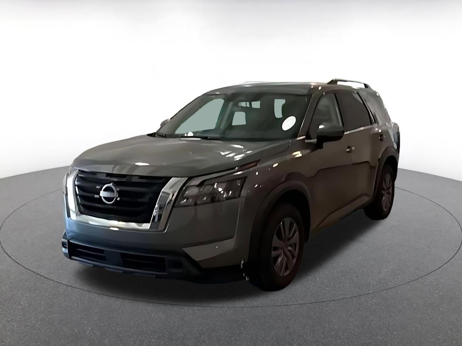 Used 2025 Nissan Pathfinder SV AWD/4WD image 4