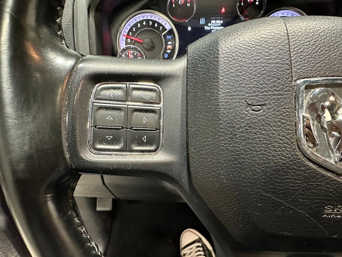 Used 2020 RAM 1500 Classic Warlock AWD/4WD image 28