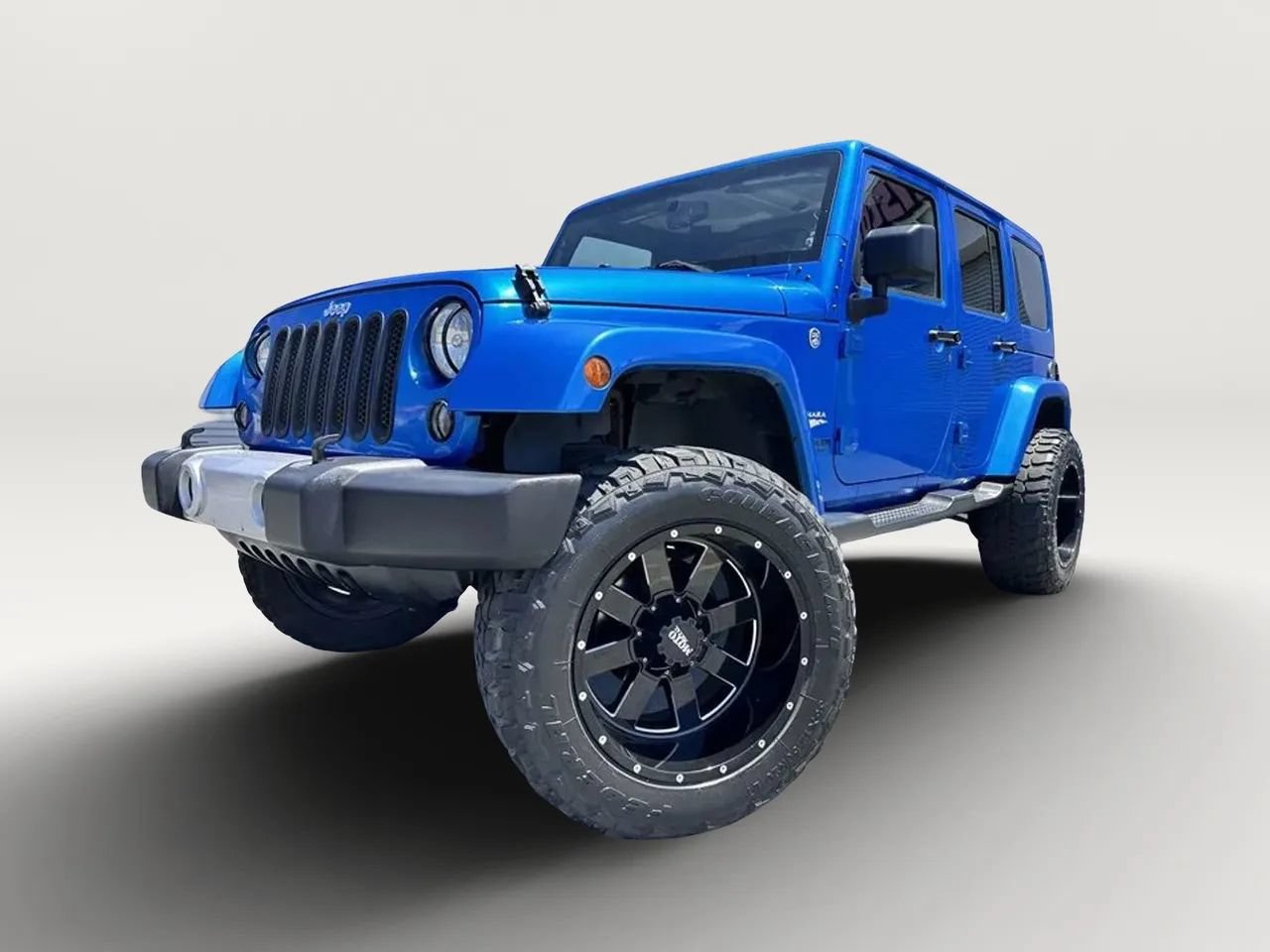Used 2015 Jeep Wrangler Unlimited Sahara w/ Connectivity Group AWD/4WD image 8