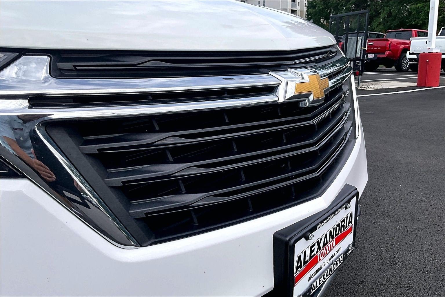 Used 2023 Chevrolet Equinox LT FWD image 28