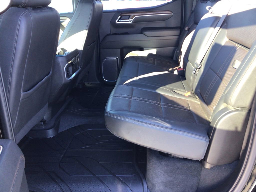 Used 2022 Chevrolet Silverado 1500 High Country w/ Z71 Off-Road Package image 10