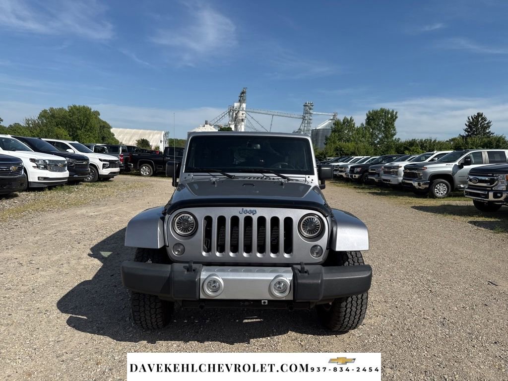 Used 2015 Jeep Wrangler Unlimited Sahara AWD/4WD image 8