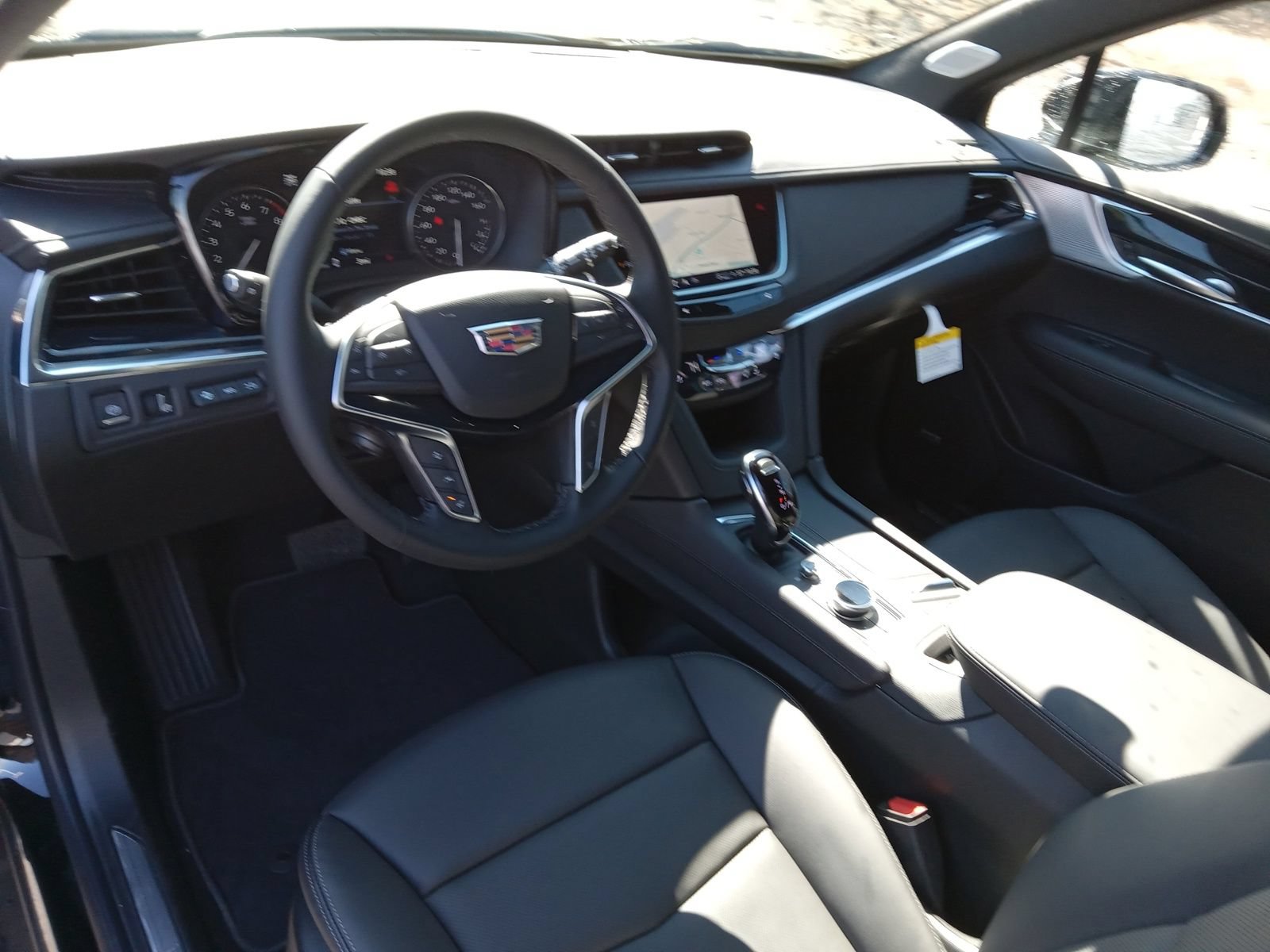New 2026 Cadillac XT5 Premium Luxury w/ LPO, ONYX Package AWD/4WD image 11