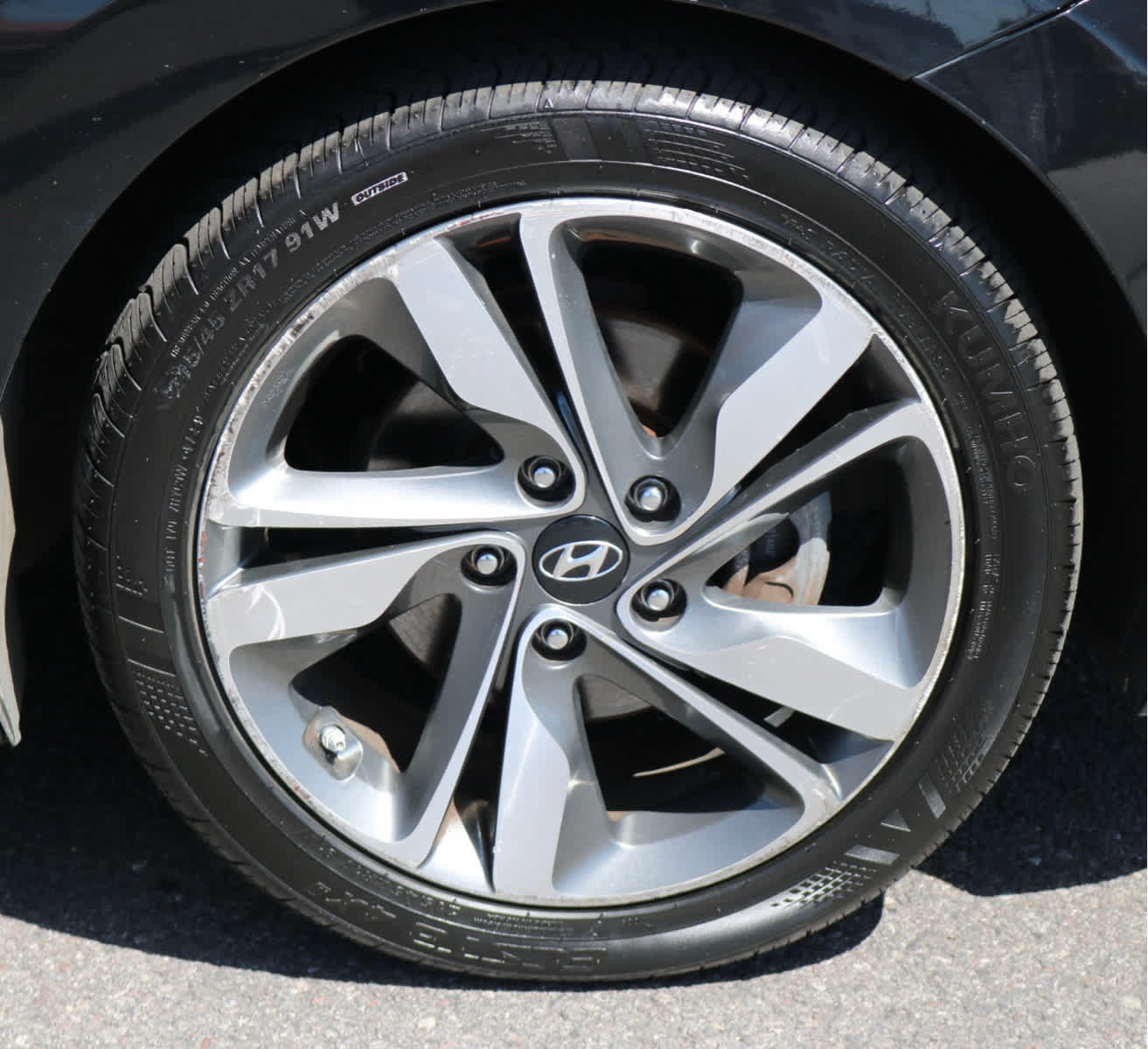 Used 2014 Hyundai Elantra Limited FWD image 12