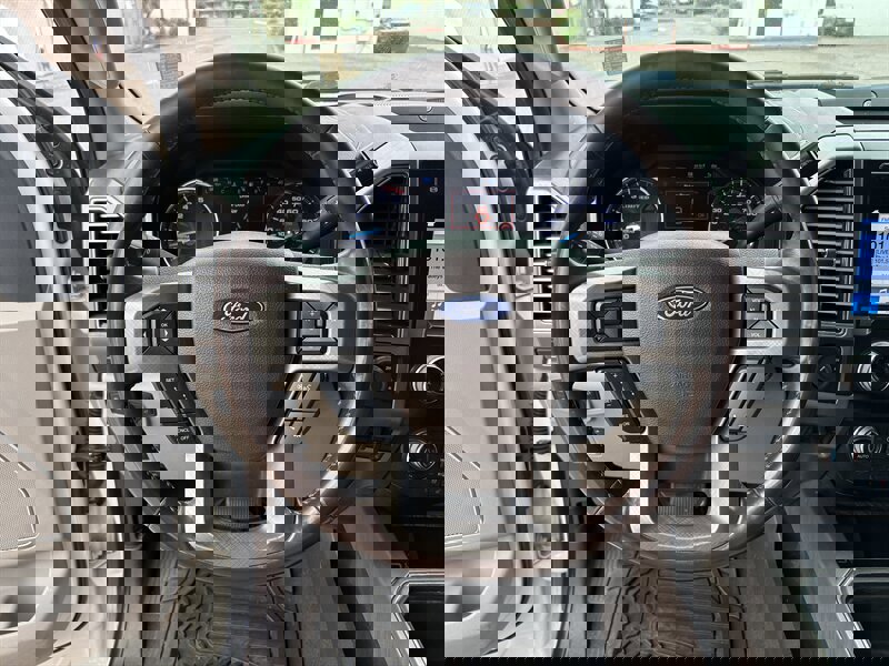 Used 2019 Ford F350 Limited image 15