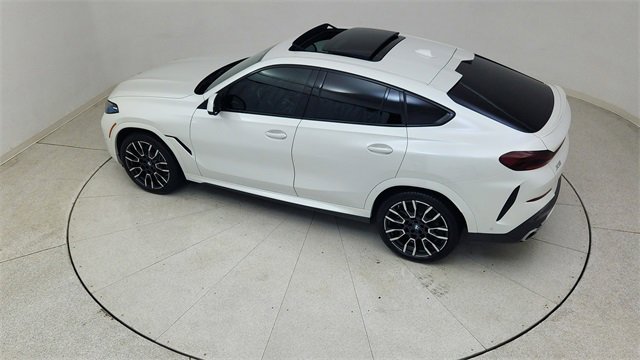 Used 2024 BMW X6 xDrive40i w/ Premium Package image 85